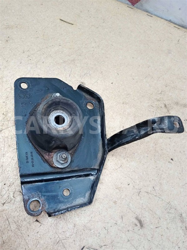 Название детали Опора двигателя левая Модель Peugeot 308 Peugeot 308 оригинальный номер 184451