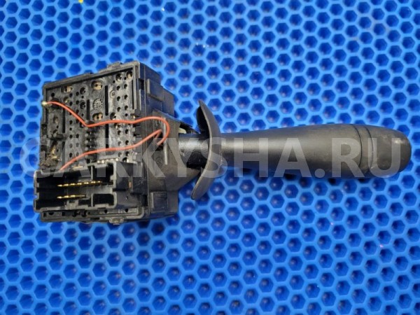 Переключатель подрулевой Renault Logan 2015 L8MV K7MA812, правый Renault Logan 