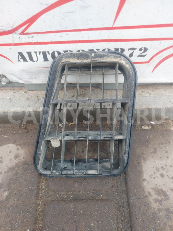 Решетка вентиляционная  Kia Ceed ED SW Hyundai Creta оригинальный номер 9751017000