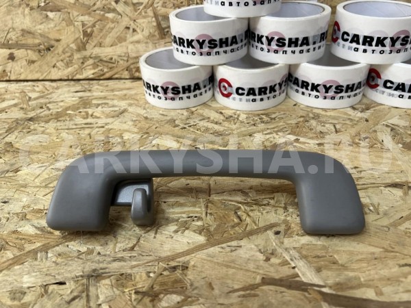 Ручка внутренняя потолочная правая Toyota Camry VII (XV50) оригинальный номер 74610-33180-B0