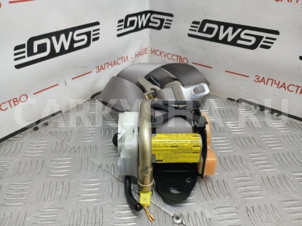 Ремень безопасности Toyota Mark II 