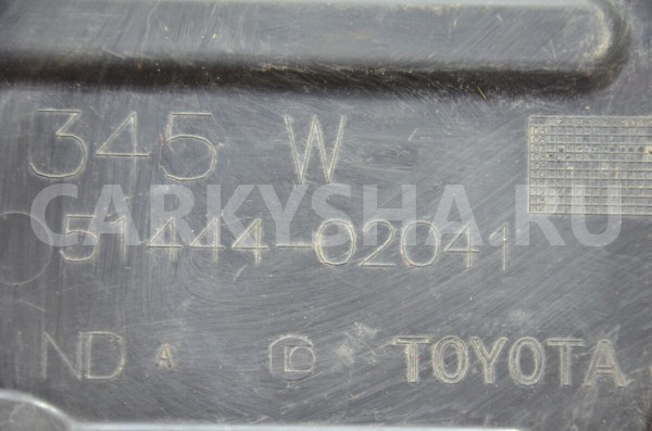 Пыльник двигателя боковой левый Toyota Auris 