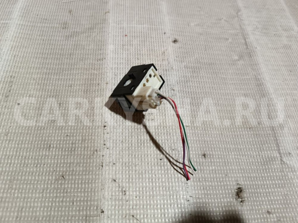 Кнопка многофункциональная Lexus RX оригинальный номер 8415048010