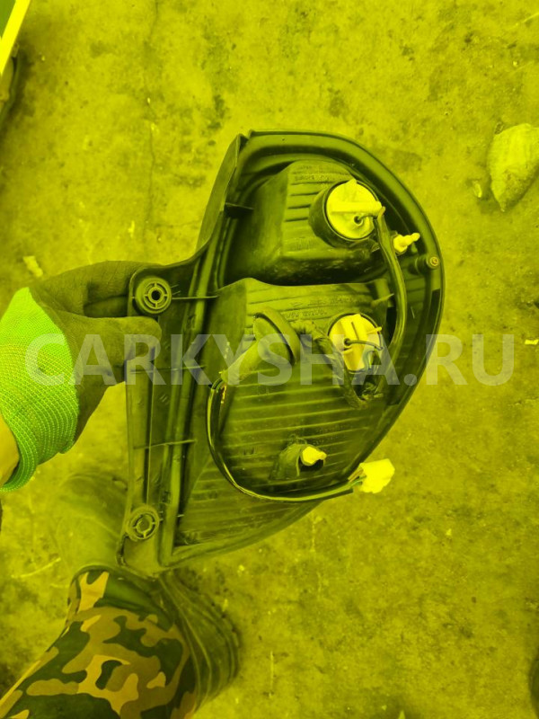 Стоп Daihatsu Storia 