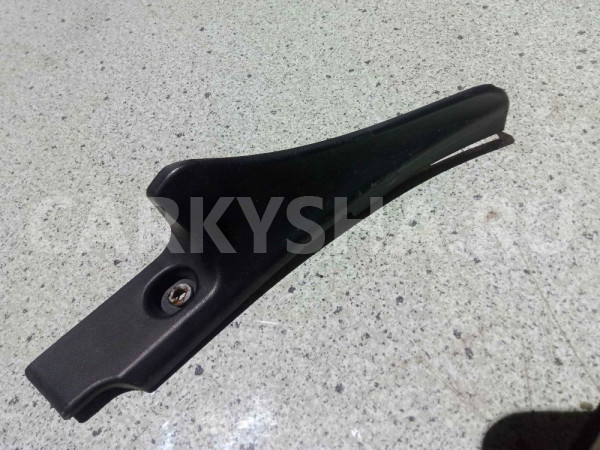 Накладка (кузов наружные) Renault Sandero I (2009—2014) Renault 14 оригинальный номер 8200763640