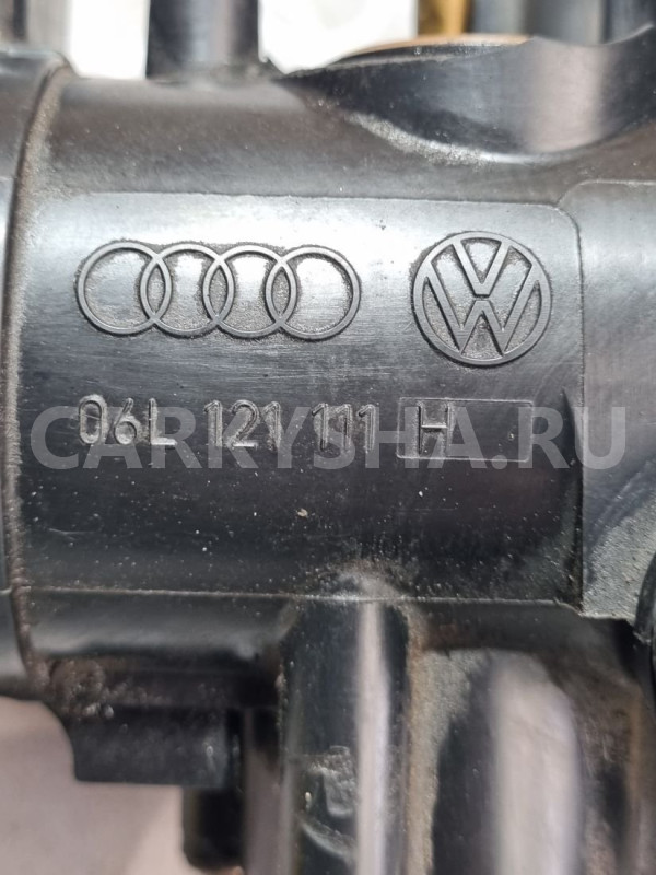 Помпа Volkswagen Golf GTI VII (2013—2017) Volkswagen Golf оригинальный номер 06L121111H