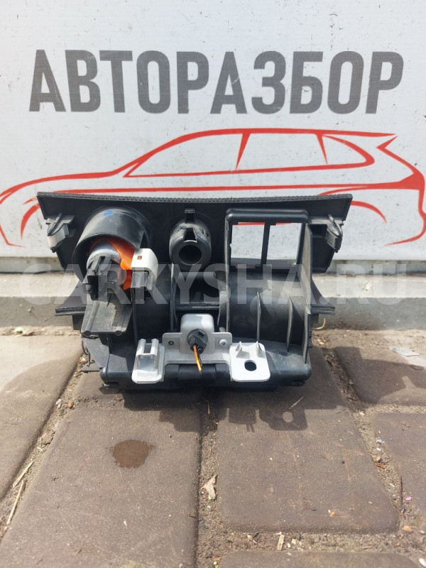 Пепельница Mazda 3 BK Mazda 2 оригинальный номер BP4L55210F