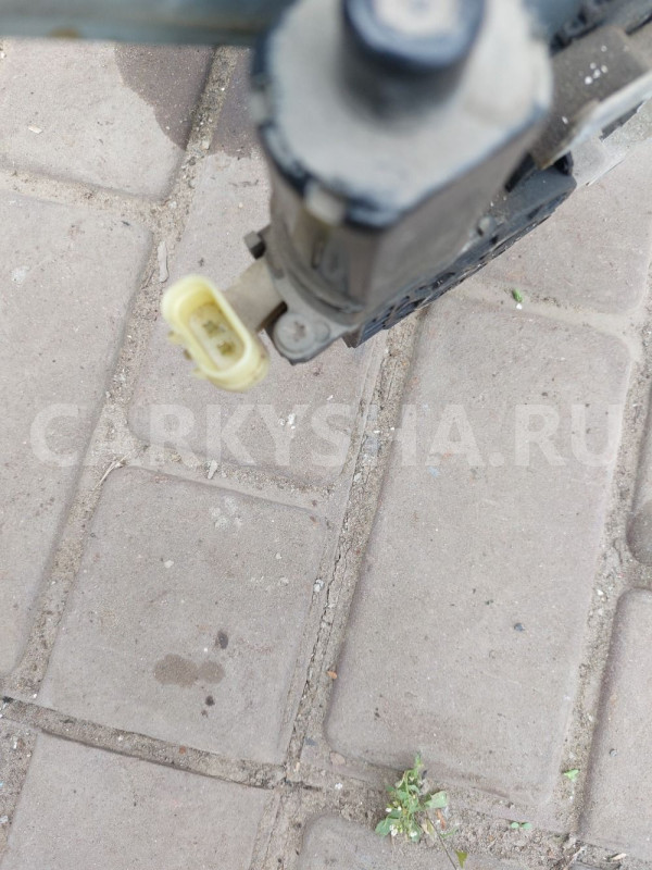Стеклоподъемник задний левый Hyundai Getz Hyundai Getz оригинальный номер 834031C010