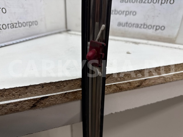Молдинг стекла Mitsubishi Lancer 2006 MR520295 СЕДАН 4G18, задний Mitsubishi Lancer 