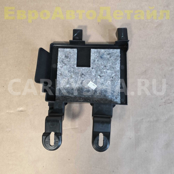 Крышка вентиляции багажника BMW G05 / G06 / G07 BMW X5 оригинальный номер 51477466133