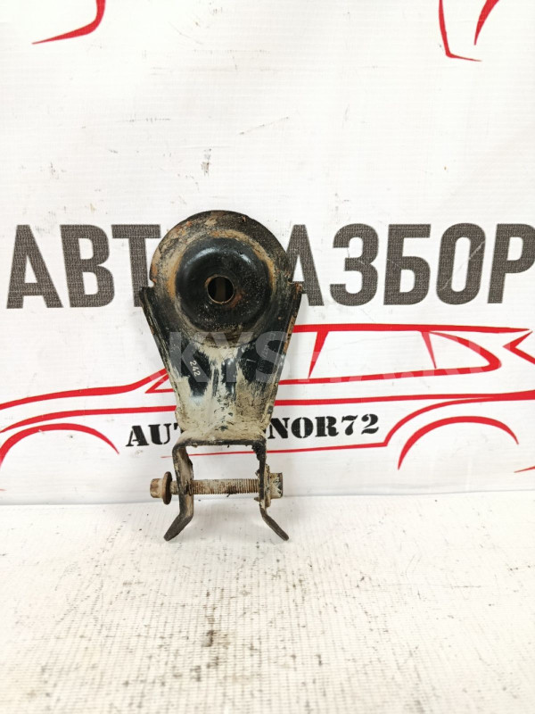 Кронштейн усилителя бампера Opel Astra J 2009-2018 Opel Astra оригинальный номер 13271699