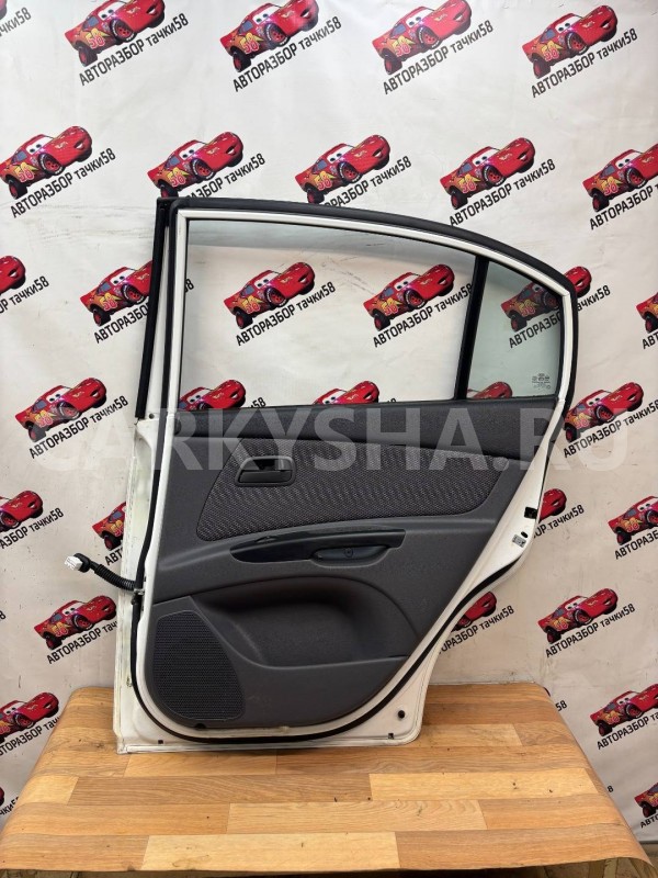 дверь задняя правая Kia Rio 