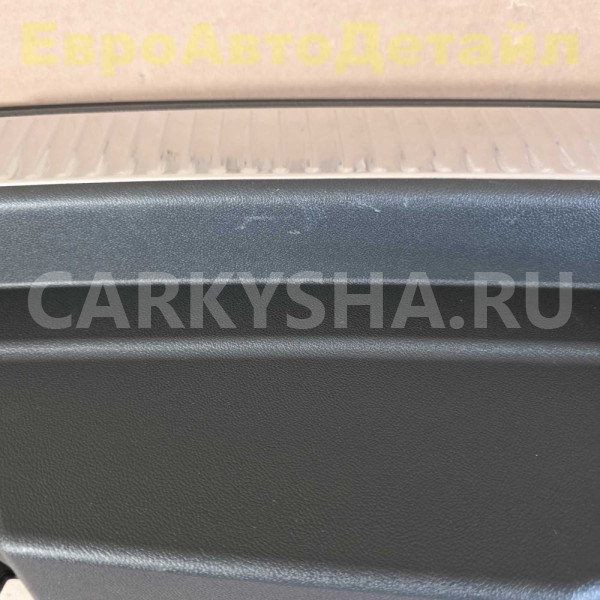 Накладка проема багажника VW Touareg 3 (CR7) Volkswagen Touareg оригинальный номер 760863459C
