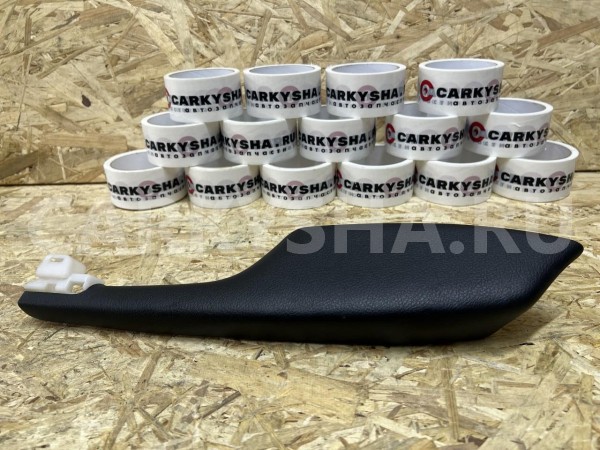 Подлокотник задний правый Toyota Camry VII (XV50) оригинальный номер 74250-33100-C0