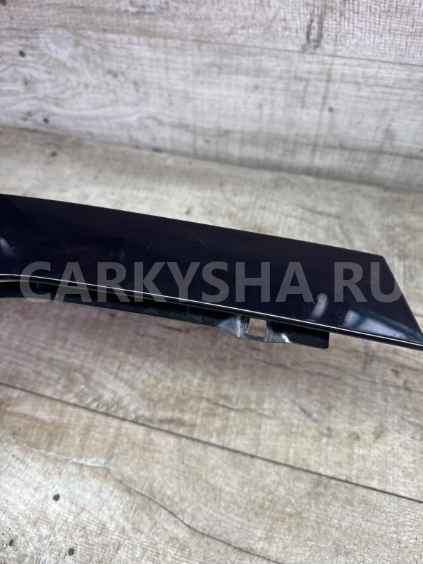 Накладка двери задней правой VW Touareg 2010-2018 Volkswagen Touareg оригинальный номер 7p6839904d