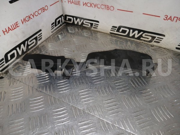 Накладка замка капота Lexus IS 