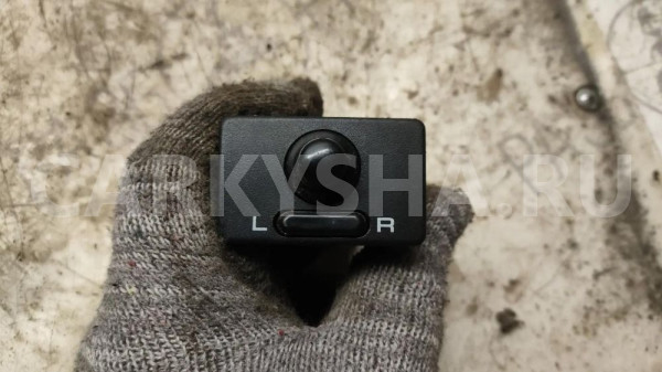 Кнопка регулировки зеркал Nissan Maxima A32 Nissan Maxima оригинальный номер 2557031U10