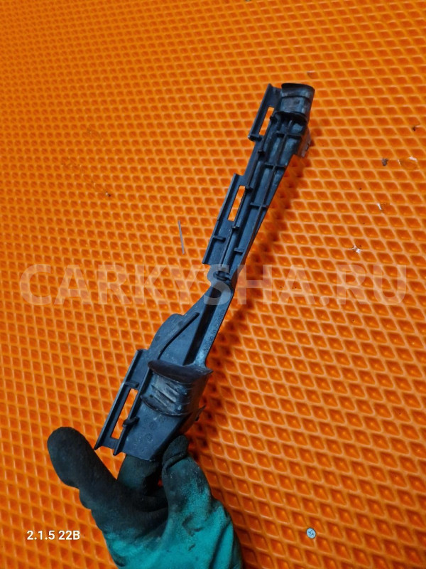 Кронштейн левой фары bmw g30 adaptive led BMW 5er 