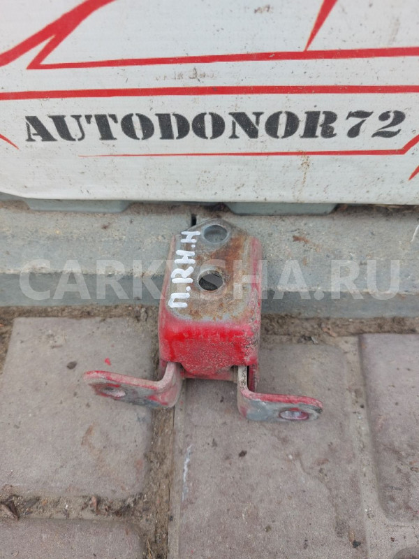 Петля двери передняя левая верхняя Mazda 3 BK Mazda 2 оригинальный номер F15159210A