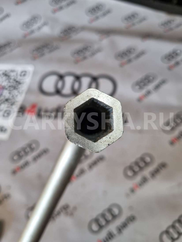 Ключ колесный (балонный) Audi S4 B8 рестайлинг (2011—2015) Audi S4 оригинальный номер 8N0612219