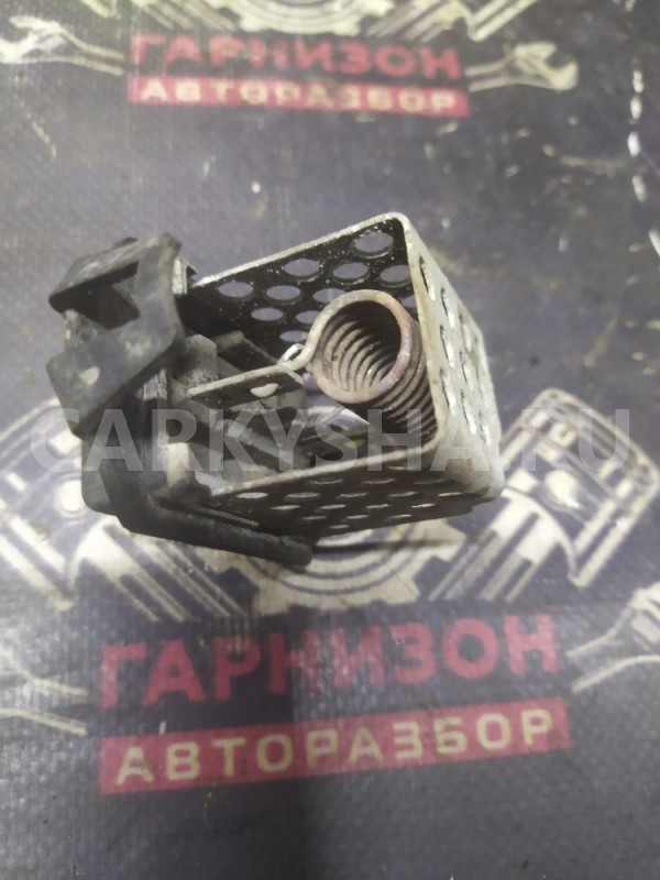 Реостат резистор Рено Сандеро Степвей Renault 14 оригинальный номер 8200612908
