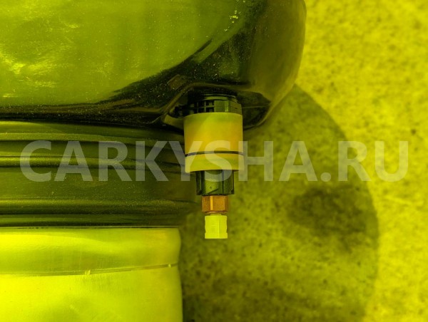 Стойка BMW 7er 