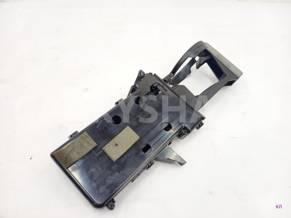 Подстаканник Subaru Forester 2007 66150SA000 SG5 EJ204 Subaru Forester 
