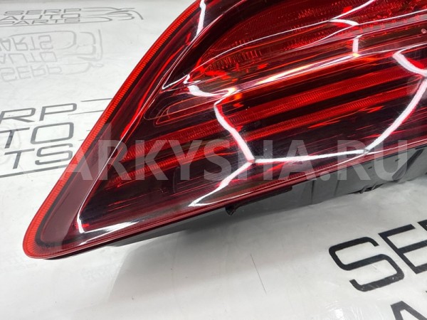 Фонарь в крышку багажника задний левый Kia Ceed CD Kia Cee'd 