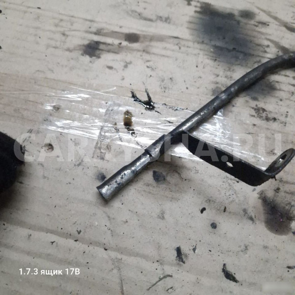 Направляющая щупа Nissan X-Trail, mr20de Nissan X-Trail 