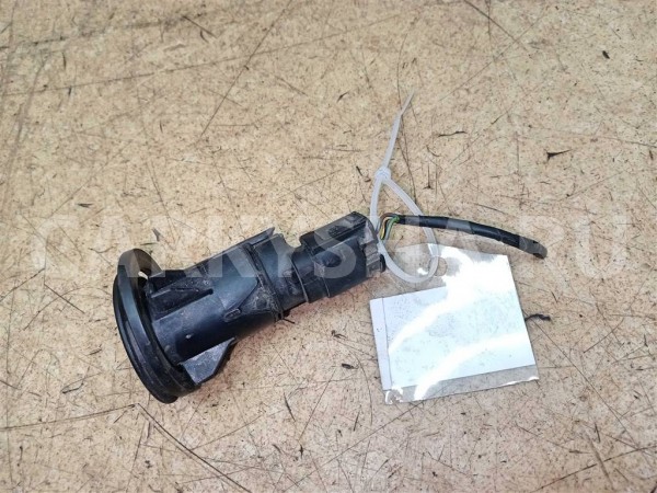 Название детали Датчик парковки Модель BMW X3 E83 BMW X3 оригинальный номер 66206989069