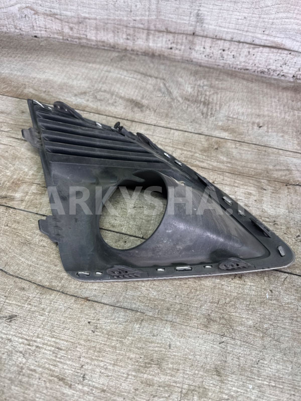 Рамка противотуманой фары левой Chevrolet Cruze Chevrolet Cruze оригинальный номер 95093359