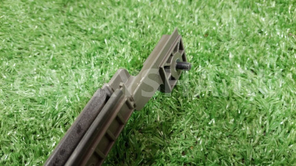 Направляющая стекла двери Kia Soul II (2013—2016) Kia Soul оригинальный номер 83560B2000