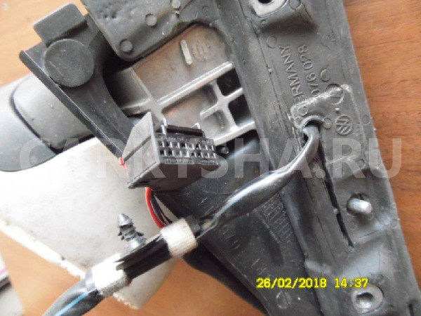 Зеркало Volkswagen Golf Plus II (2009—2014) Volkswagen Golf Plus оригинальный номер 5M1857508AE