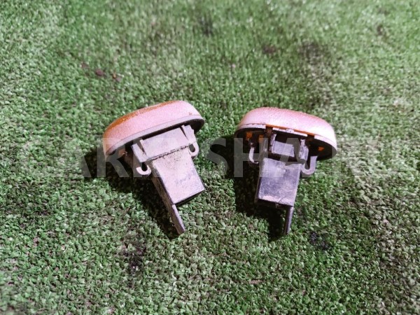 Повторитель на крыло желтый Suzuki Cultus 