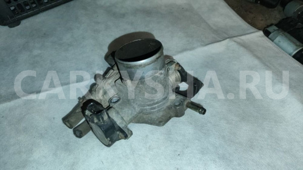 Заслонка дроссельная toyota BB 2001 1nzfe Toyota Ist оригинальный номер 2221021010