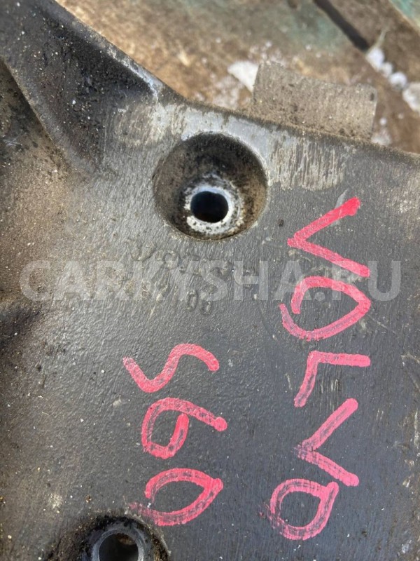 Кронштейн генератора Volvo S60 I (2000—2004) Volvo S60 оригинальный номер 9497106
