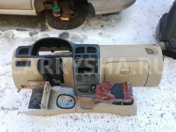 Торпедо Kia Rio I (1999—2002) Kia Rio 