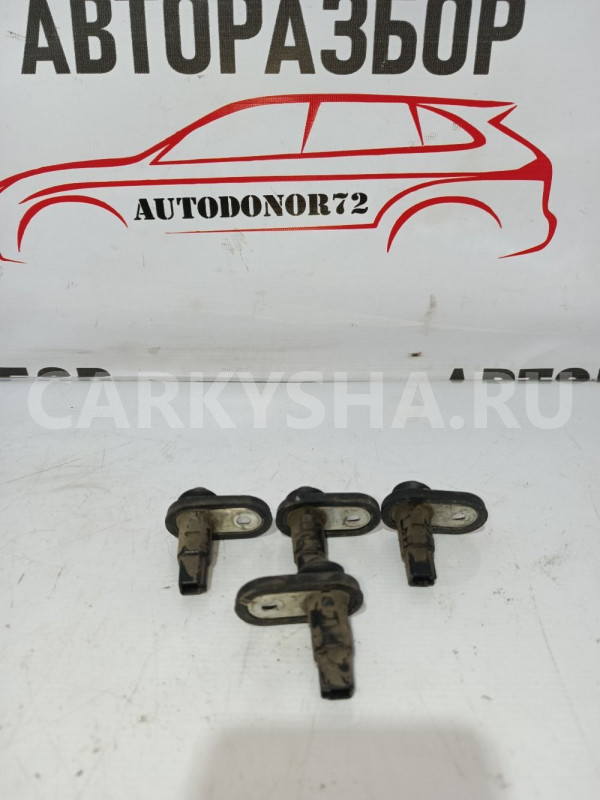 Концевик двери Toyota corolla E150 Toyota Corolla оригинальный номер 84231-60070