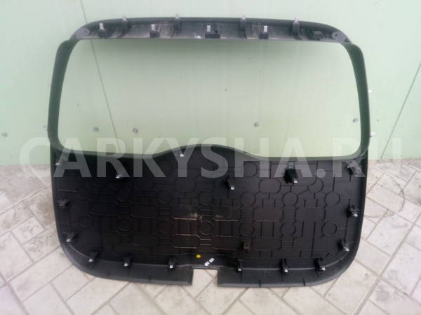 Обшивка крышки багажника Skoda Yeti Шкода Йети Skoda Yeti оригинальный номер 5L6867975