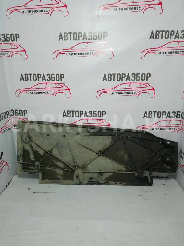 Защита днища правая Mazda 3 BL Ford Focus оригинальный номер BFD156343A