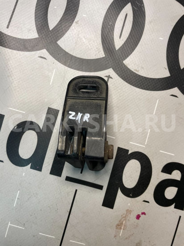Крепление фары правой Audi A5 I (2007—2011) Audi 200 