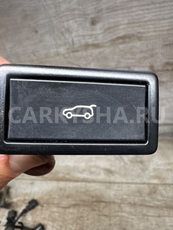 Кнопка открывания багажника Volkswagen Touareg NF Volkswagen Touareg оригинальный номер 7l6959520b