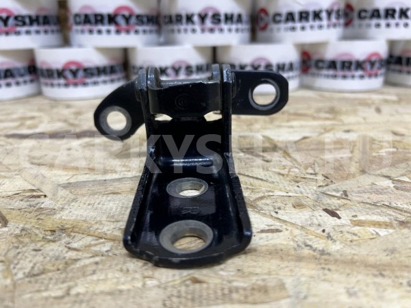 Петля двери задней правой Toyota Land Cruiser Prado 150 Series Внедорожник 5 дв. оригинальный номер 68770-52031