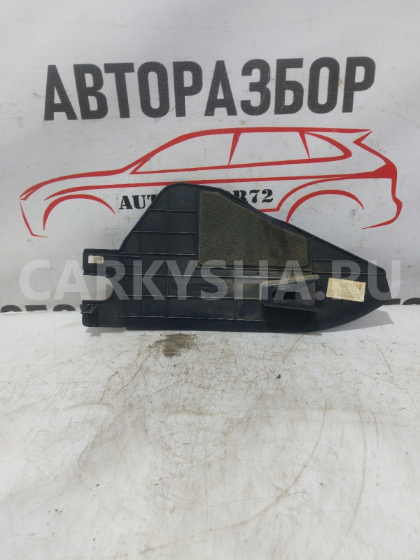 Накладка центральной консоли левая Hyundai I30 FD Hyundai i30 оригинальный номер 847912R000