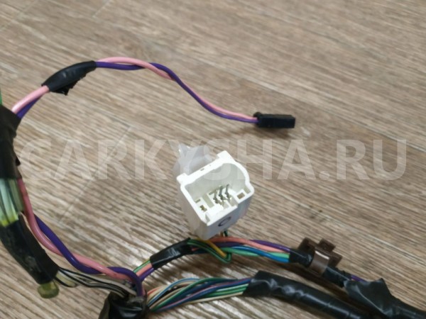 Проводка двери передней левой Toyota Avensis 