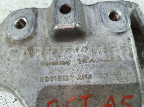 Кронштейн КПП Skoda Octavia II рестайлинг (2008—2013) Skoda Octavia оригинальный номер 1K0199117bb