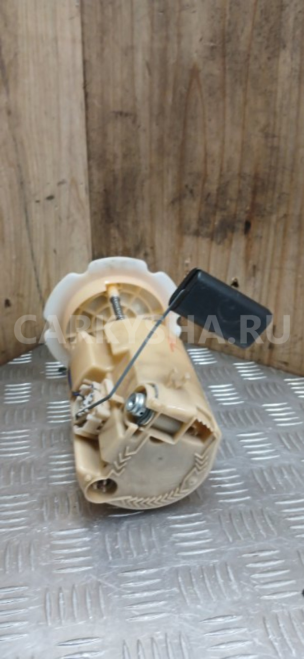Насос топливный Nissan Serena 
