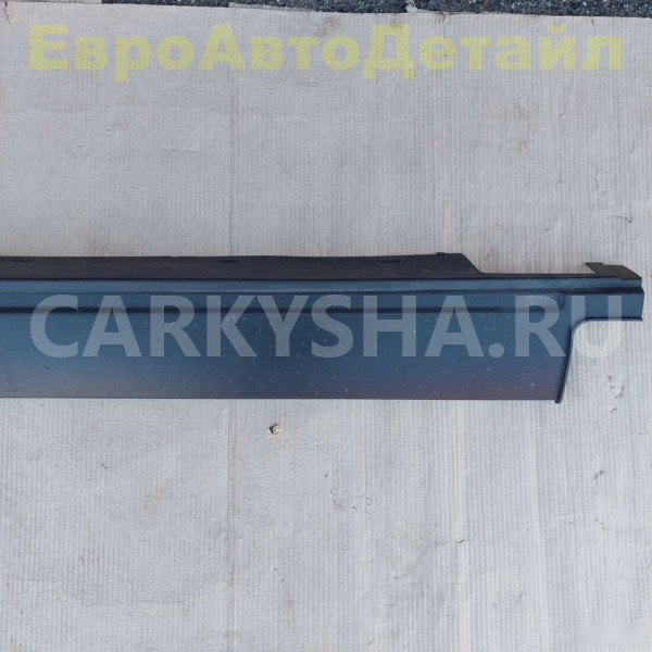 Накладка порога наружная Range Rover L405 / L494 Land Rover Range Rover оригинальный номер LR110603
