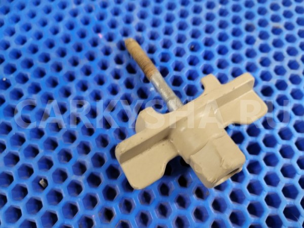 Крепление запасного колеса Kia Rio 2014 628501R200 QB G4FC Kia Rio 