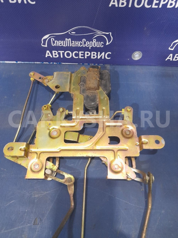 Активатор замка багажника Ssangyong Rexton Ssang Yong Rexton оригинальный номер 7140308012